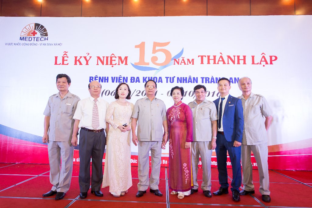 Kỷ niệm 15 năm thành lập Bệnh viện Tràng An